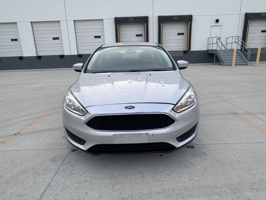 2016 Ford Focus Image 9
