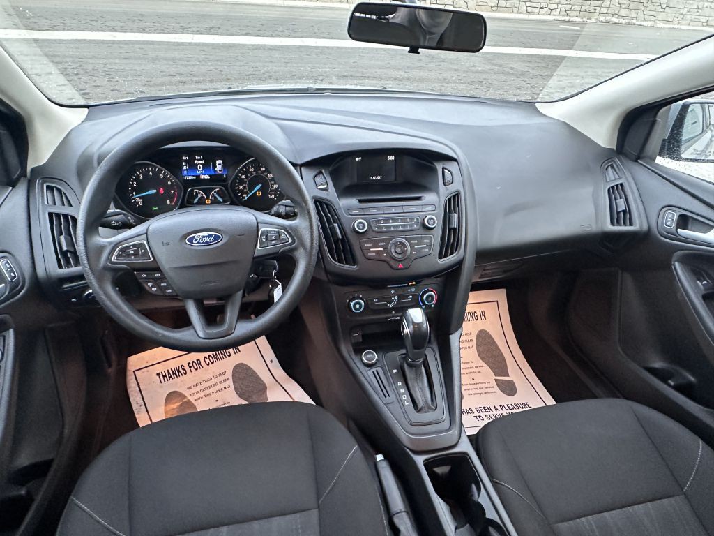 2016 Ford Focus Image 13