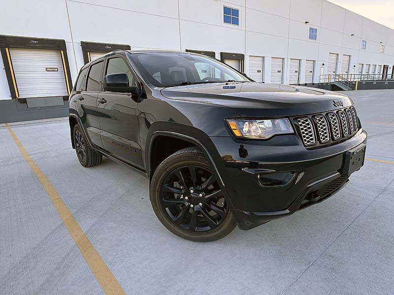 2020 Jeep Grand Cherokee Image 2