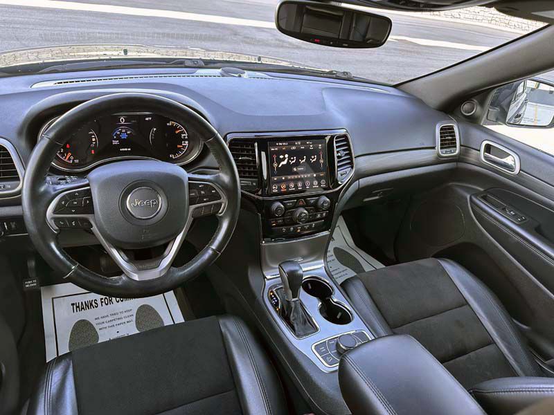 2020 Jeep Grand Cherokee Image 13