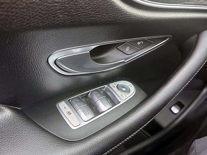 2018 Mercedes-Benz E-Class Image 57