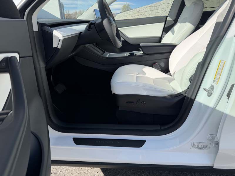 2021 Tesla Model Y Image 10
