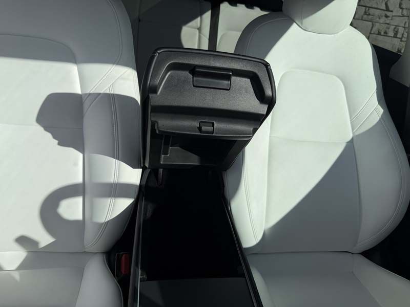 2021 Tesla Model Y Image 23