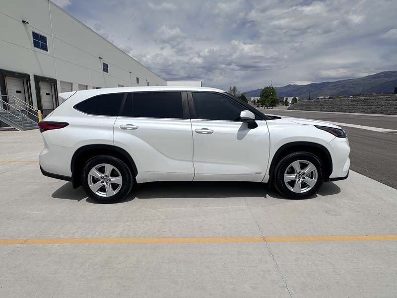 2023 Toyota Highlander Image 3