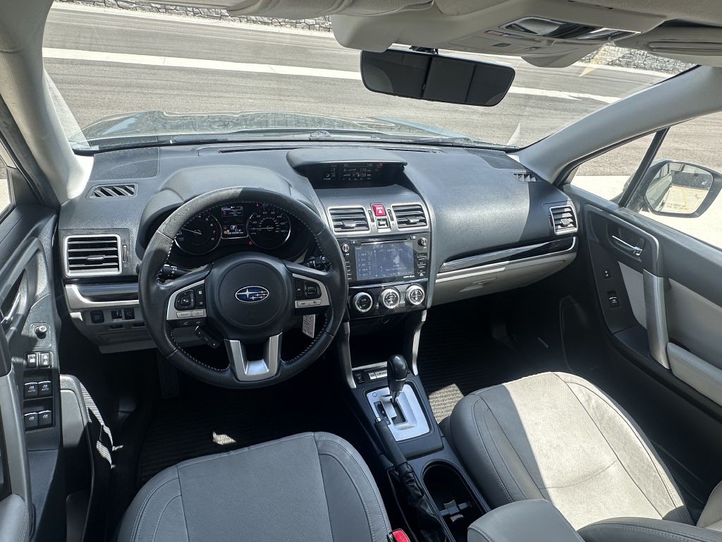 2017 Subaru Forester Image 13
