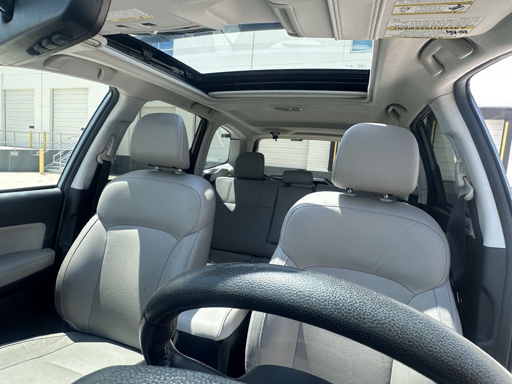 2017 Subaru Forester Image 19