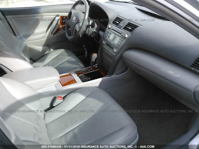 2009 Toyota Camry Image 5