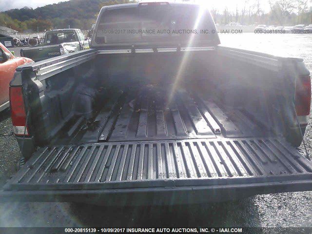 2004 Nissan Titan Image 8