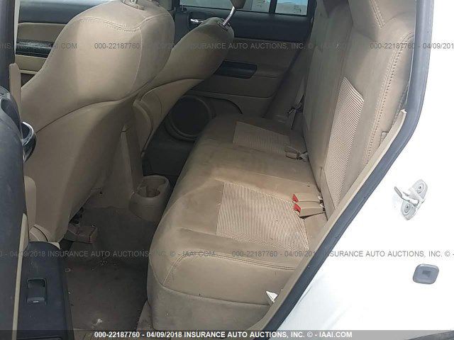 2011 Jeep Compass Image 8