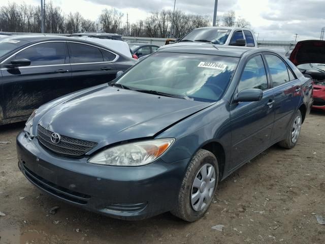 2004 Toyota Camry Image 2