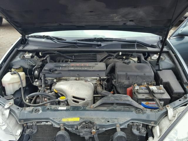 2004 Toyota Camry Image 7