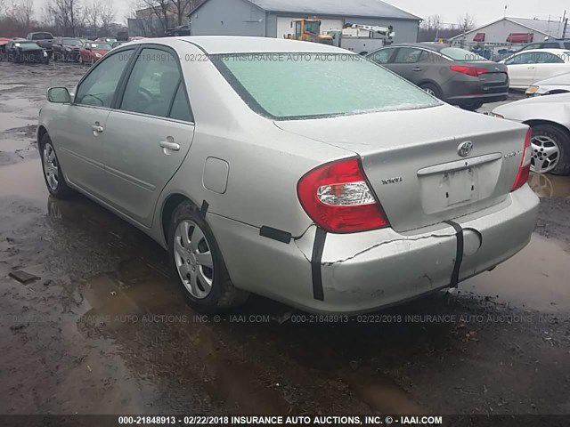2003 Toyota Camry Image 3