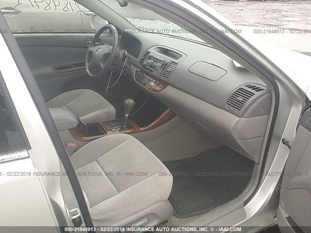 2003 Toyota Camry Image 5