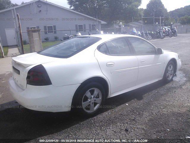 2007 Pontiac Grand Prix Image 4