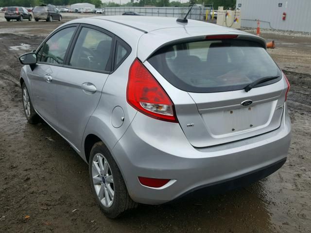 2013 Ford Fiesta Image 3