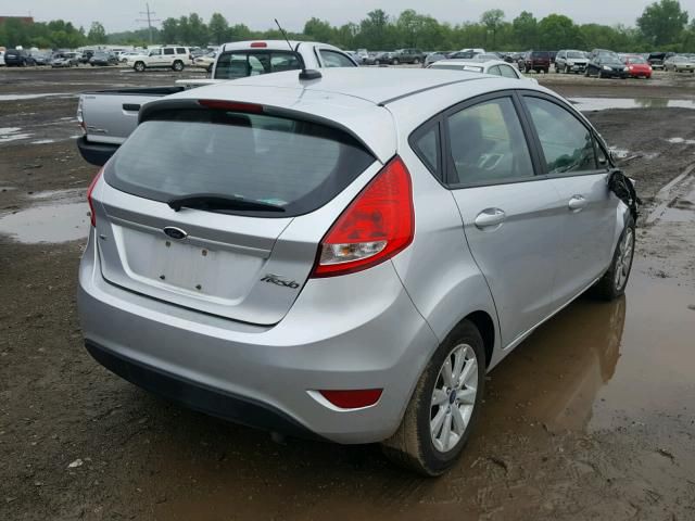 2013 Ford Fiesta Image 4