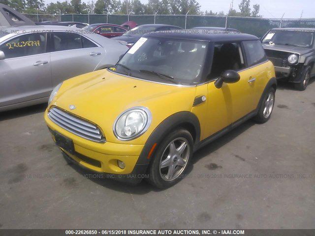 2007 MINI Cooper Image 2