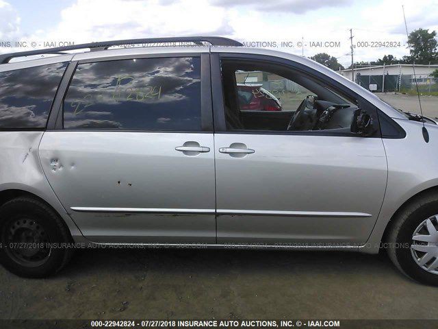 2005 Toyota Sienna Image 6