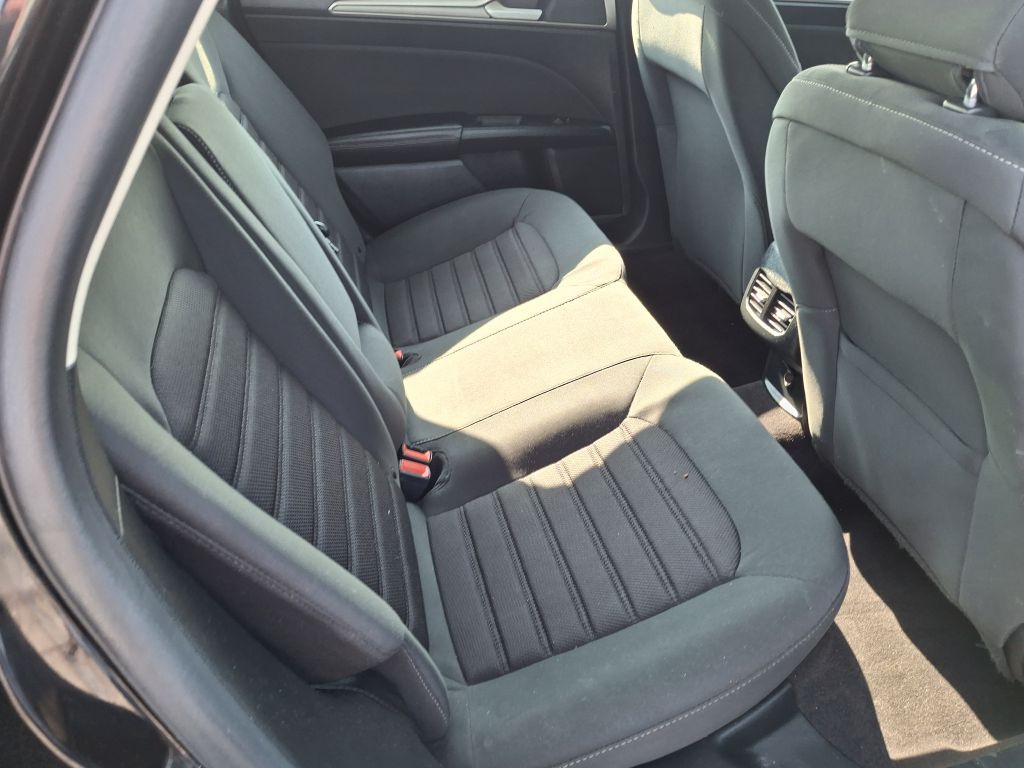 2020 Ford Fusion Image 10