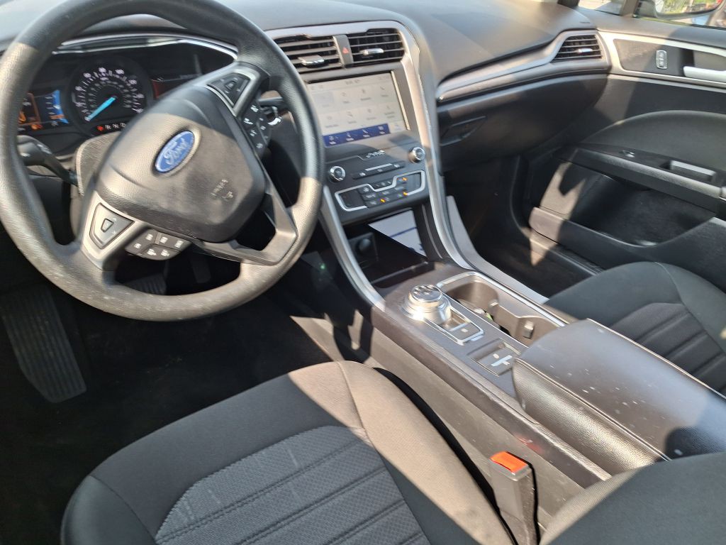 2020 Ford Fusion Image 12