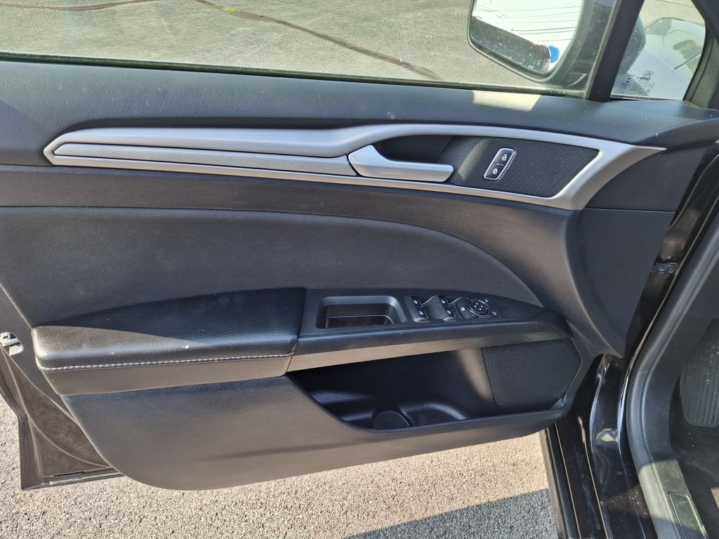 2020 Ford Fusion Image 13