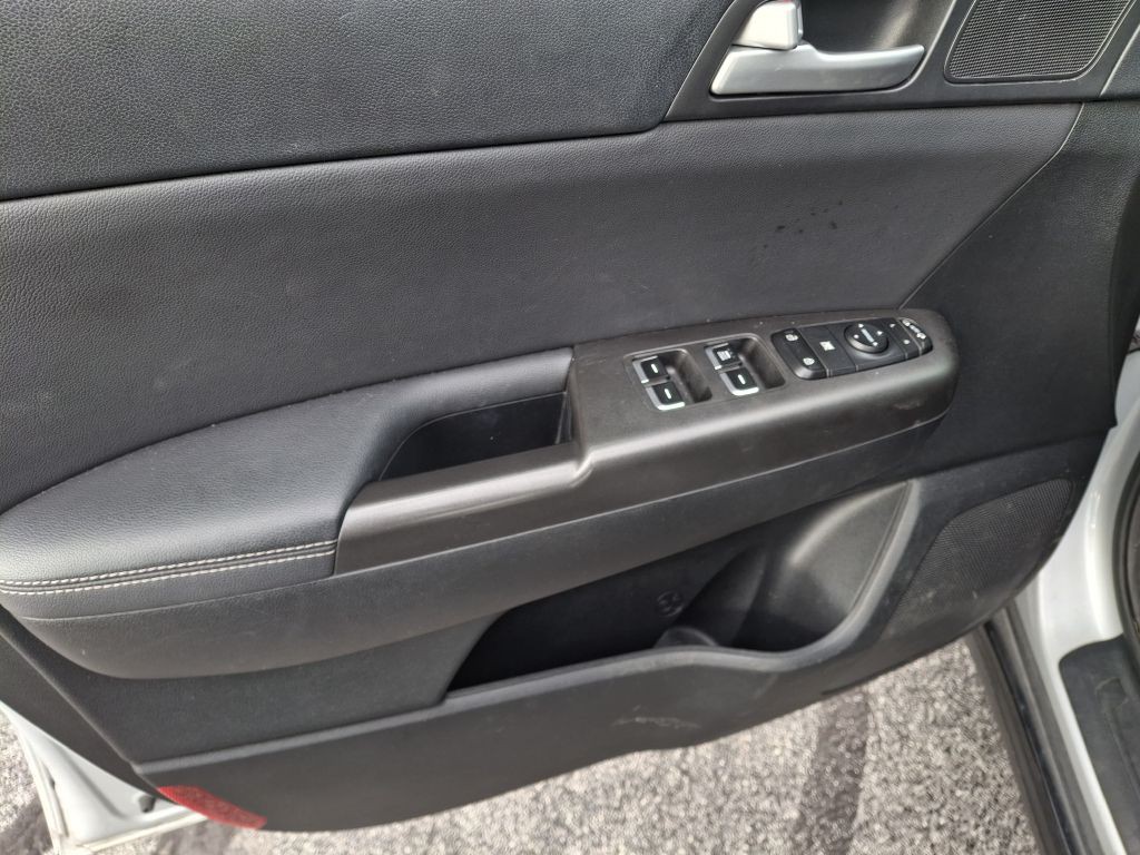 2022 Kia Sportage Image 15