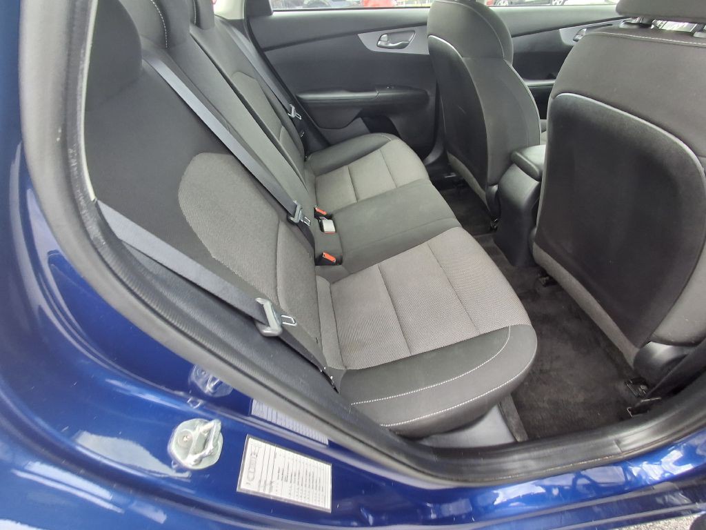 2022 Kia Forte Image 9