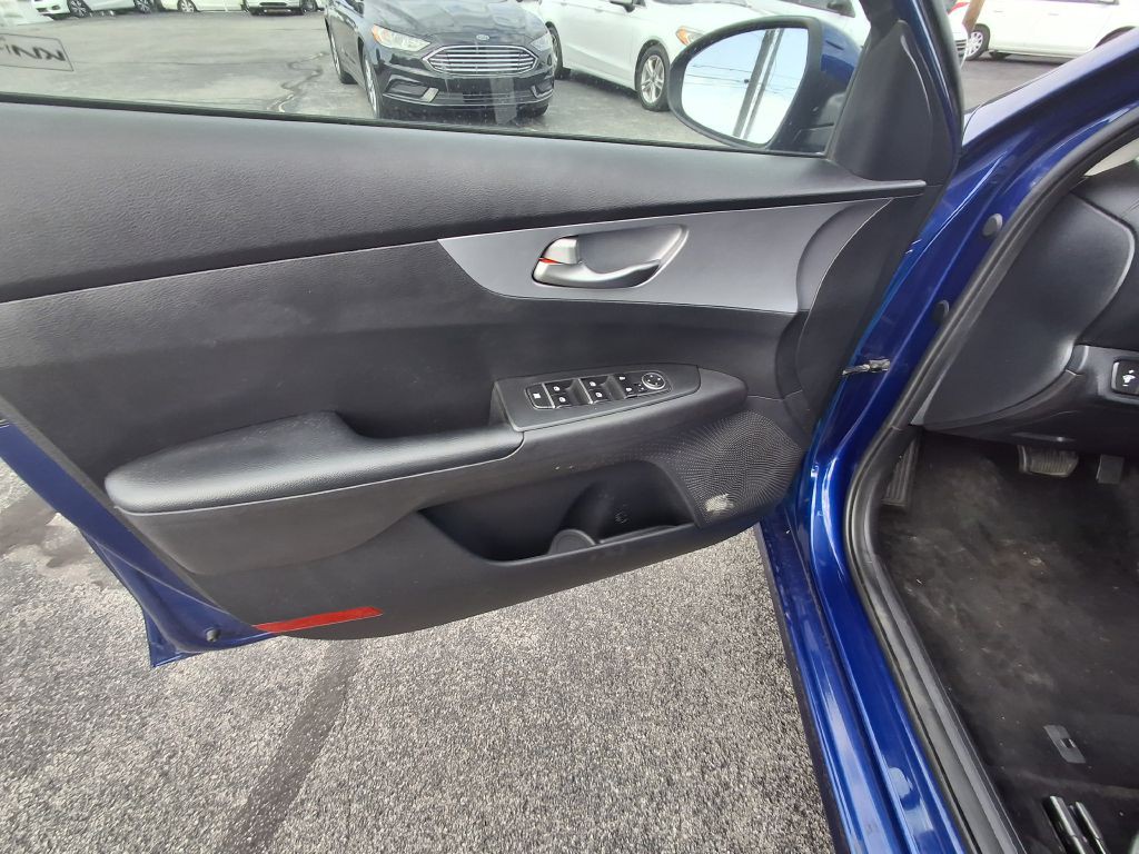 2022 Kia Forte Image 11