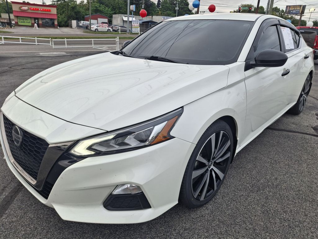 2022 Nissan Altima Image 3