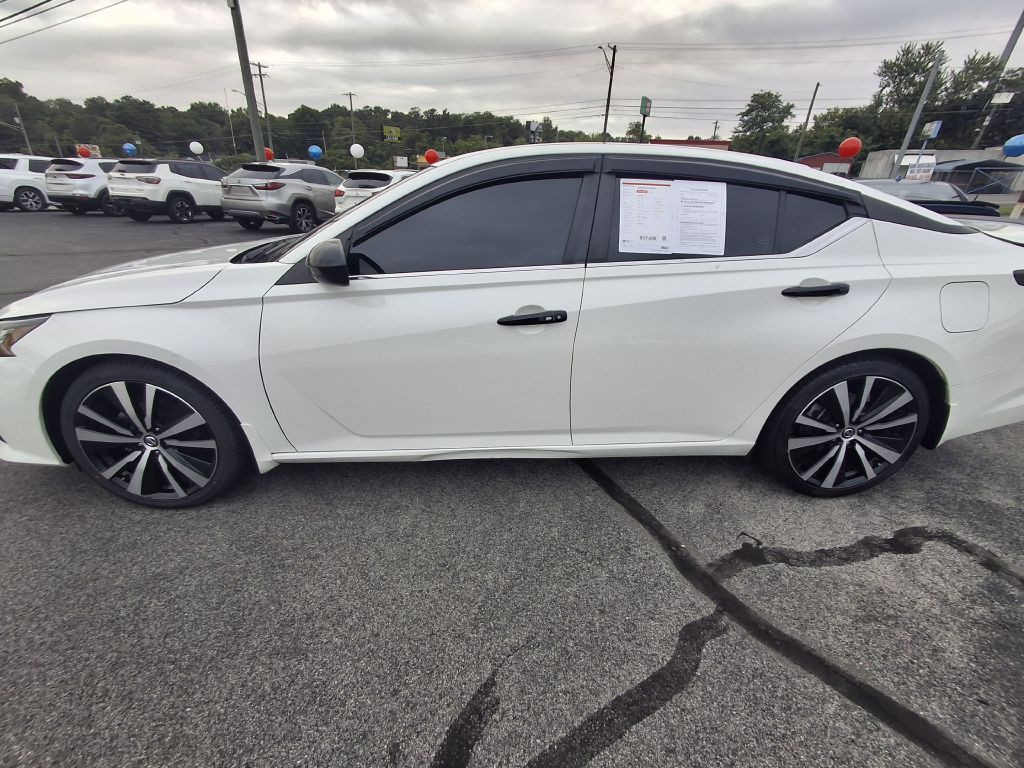 2022 Nissan Altima Image 4