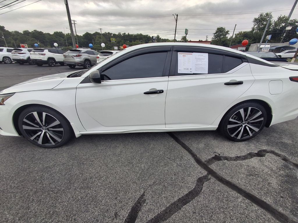 2022 Nissan Altima Image 6
