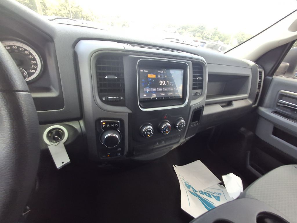 2014 RAM 1500 Image 13