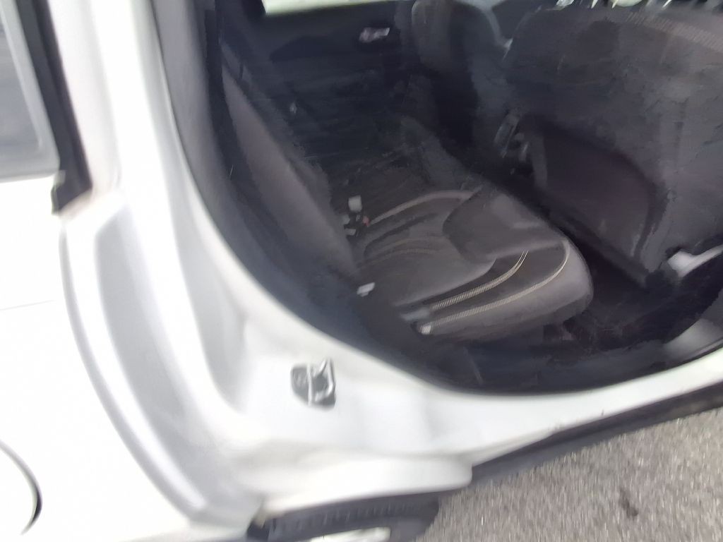 2015 Jeep Cherokee Image 5