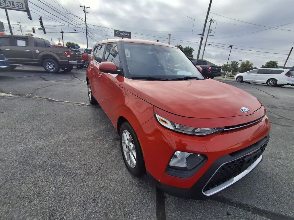 2020 Kia Soul Image 1