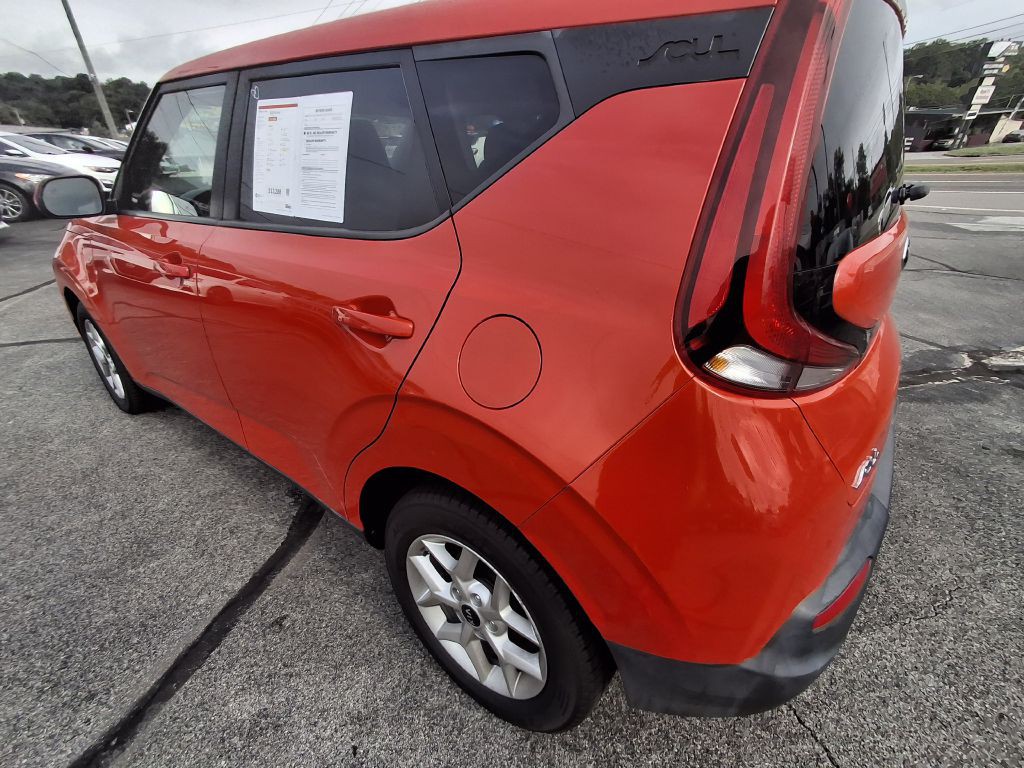 2020 Kia Soul Image 4