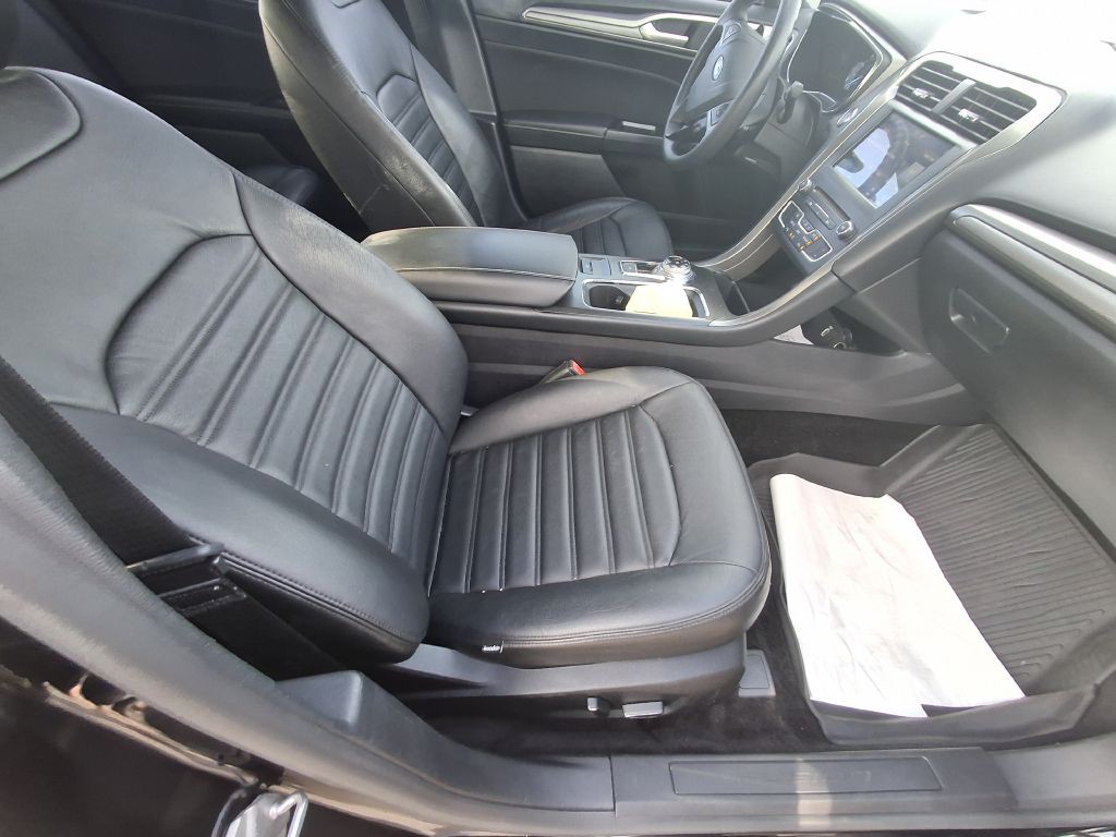 2017 Ford Fusion Image 9