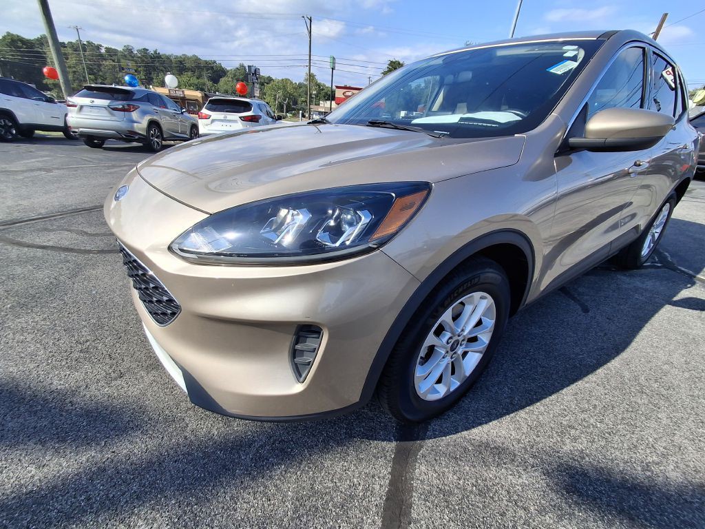 2020 Ford Escape Image 3