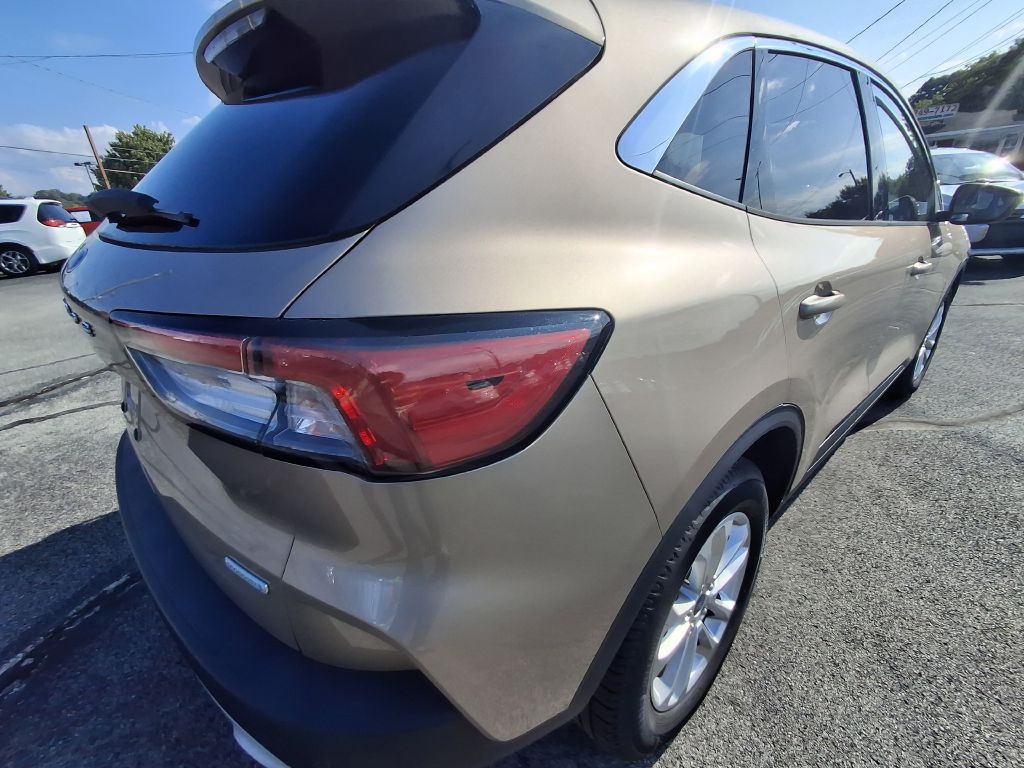 2020 Ford Escape Image 4