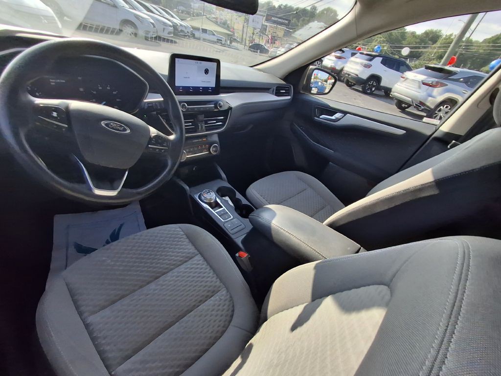 2020 Ford Escape Image 14