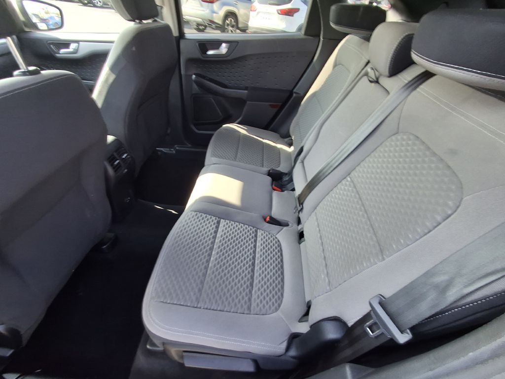 2020 Ford Escape Image 15