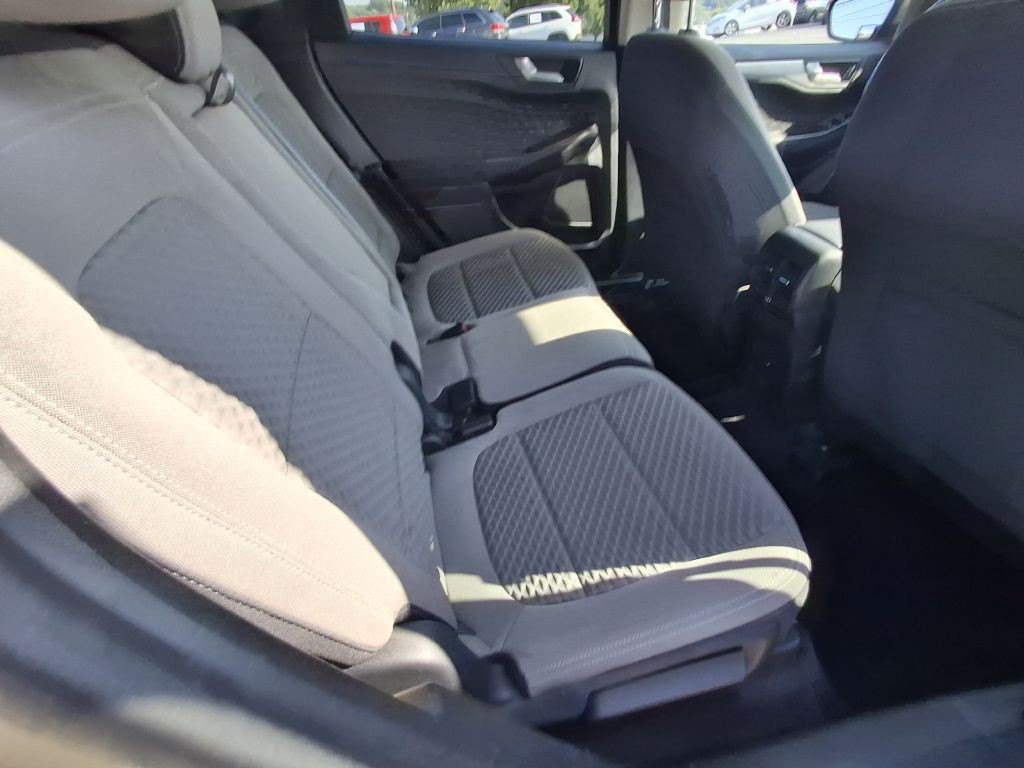 2020 Ford Escape Image 16