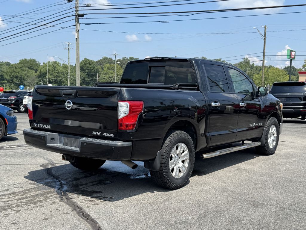 2018 Nissan Titan Image 3