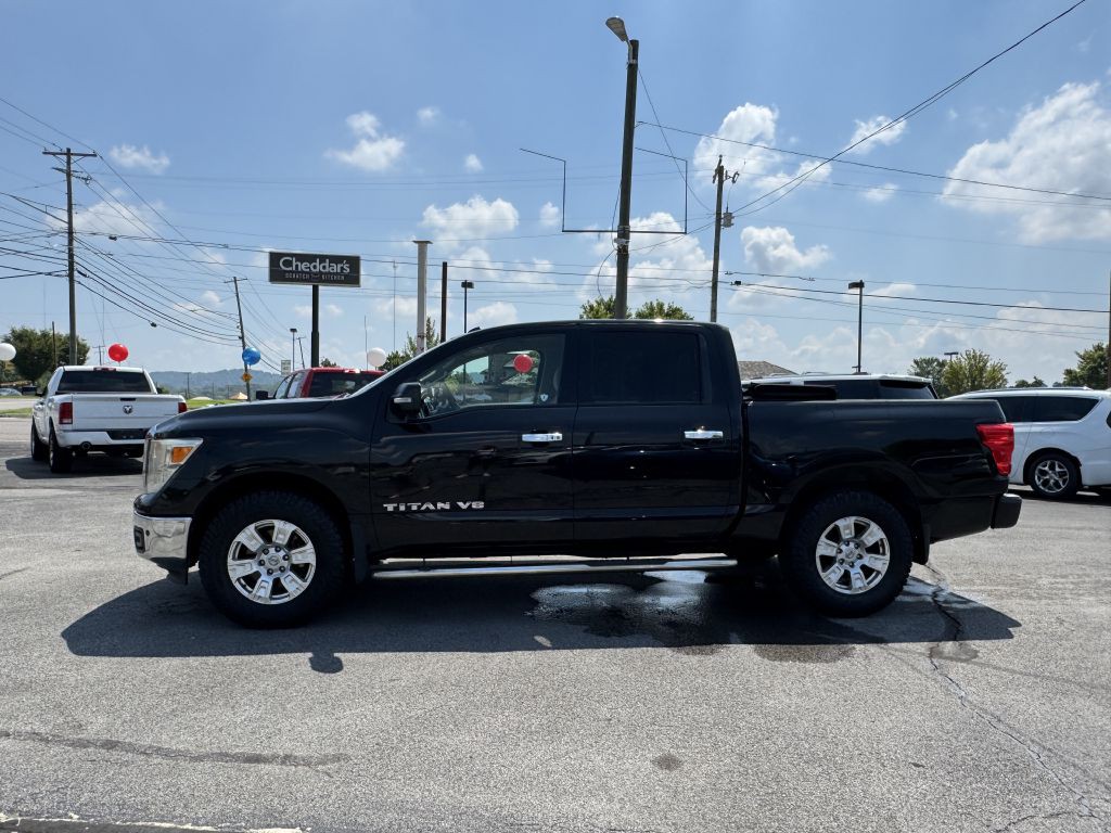 2018 Nissan Titan Image 7