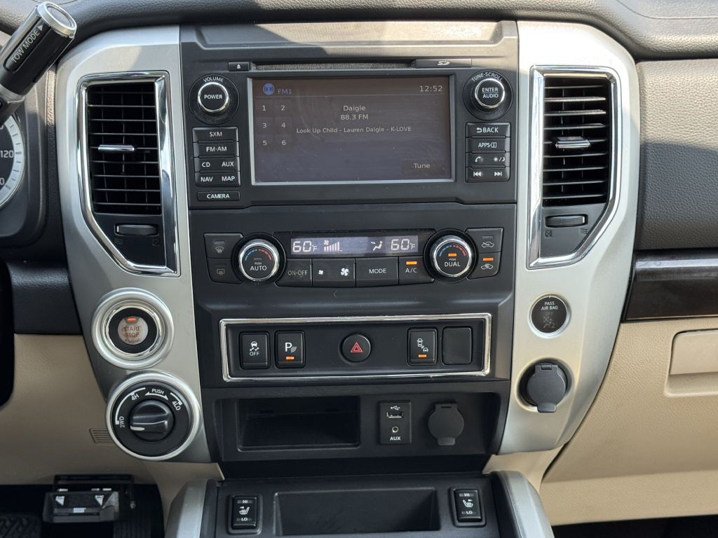 2018 Nissan Titan Image 16