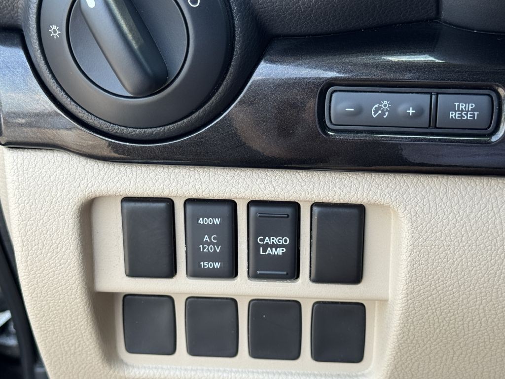 2018 Nissan Titan Image 20