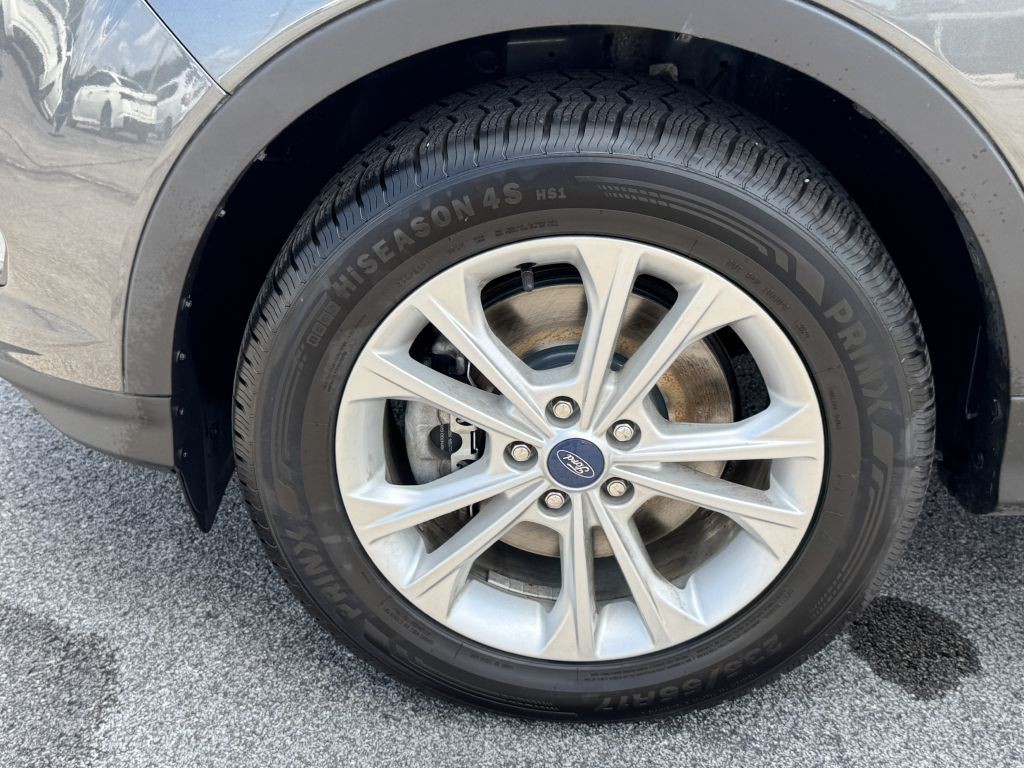 2019 Ford Escape Image 10