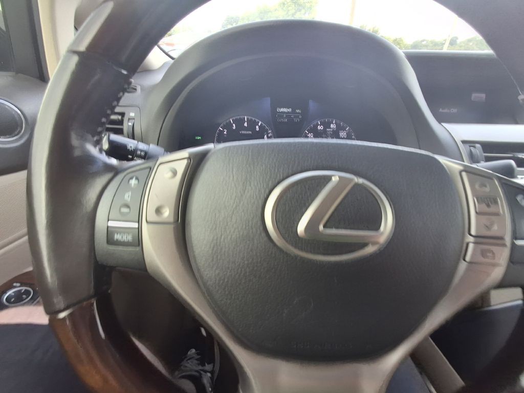2015 Lexus RX Image 17
