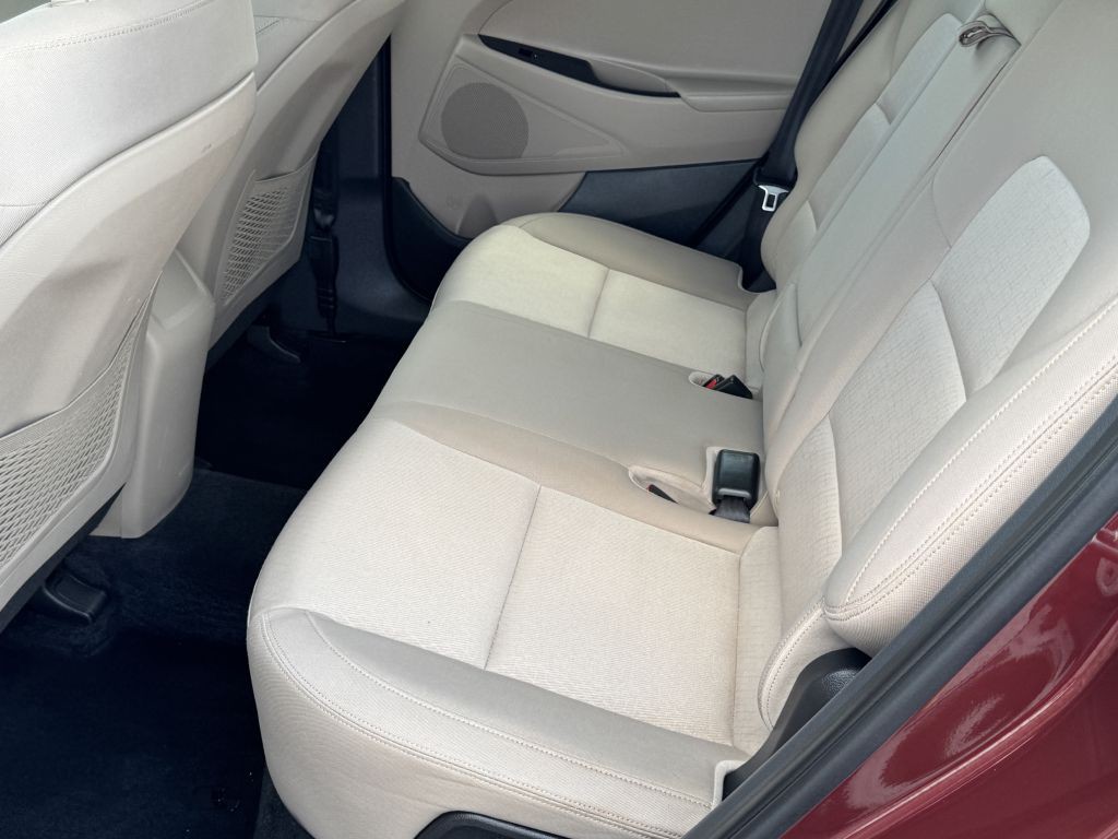 2016 Hyundai Tucson Image 13