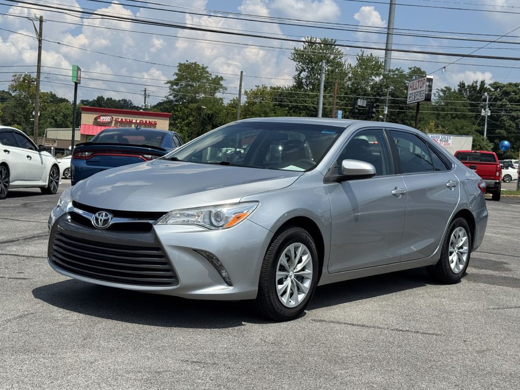2017 Toyota Camry Image 3