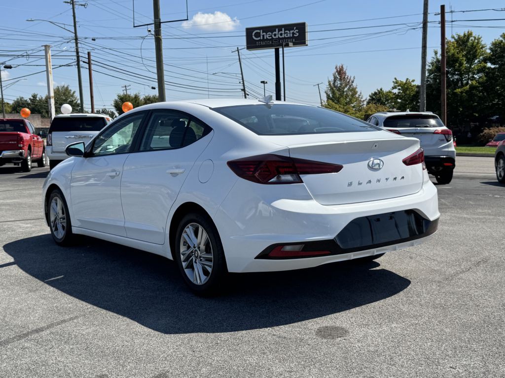 2020 Hyundai Elantra Image 5